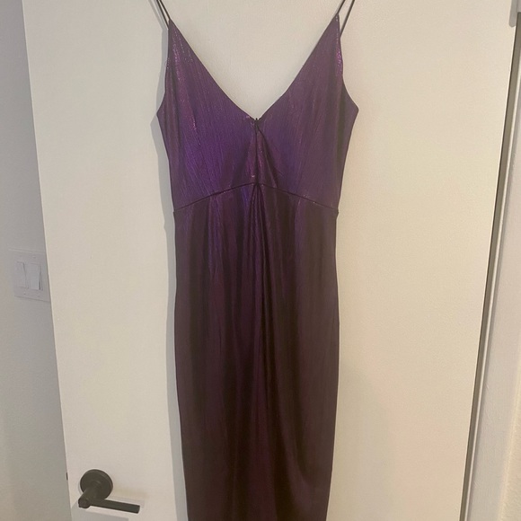 Superdown Misty Surplice Midi Dress - Picture 3 of 4
